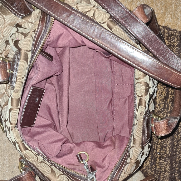 Coach Purse - Picture 4 of 4